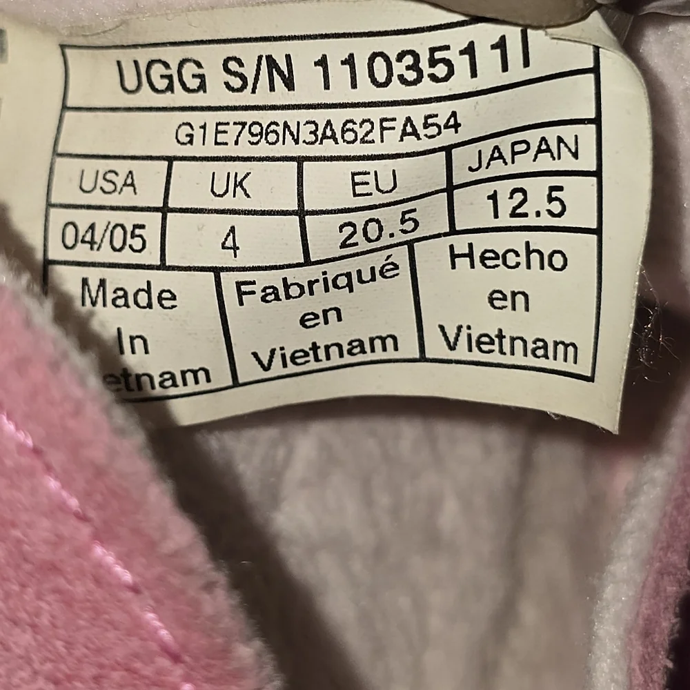 UGG Baby Roos Fusha Pink Suede Moccasin Shoes 04/05 18-24 Months